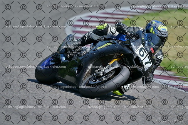 26BT02-1094 | markuskiefer.com - Realisiert mit Pictrs.com
