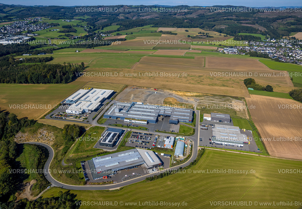 Finnentrop230908763 | Luftbild, Gewerbegebiet Eibachstraße, Flugplatz Attendorn-Finnentrop, Finnentrop, Sauerland, Nordrhein-Westfalen, Deutschland