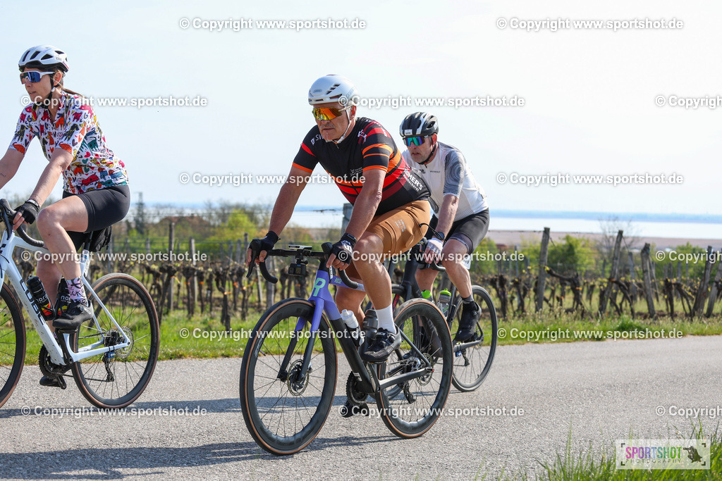 IMG_1926 | @sportshot_your_pictrs #yourpictures#roadtowm2029 #nrm #neusiedlerseeradmarathon #neusiedlersee #neusiedlerseetourismus #burgenland #mörbisch #nrm26 #burgenlandtourismus #voglundco #poweredbyburgenlandtourismus #radsport #rad #marathon #ucigranfondo #visitburgenland #ucigranfondoworldseries