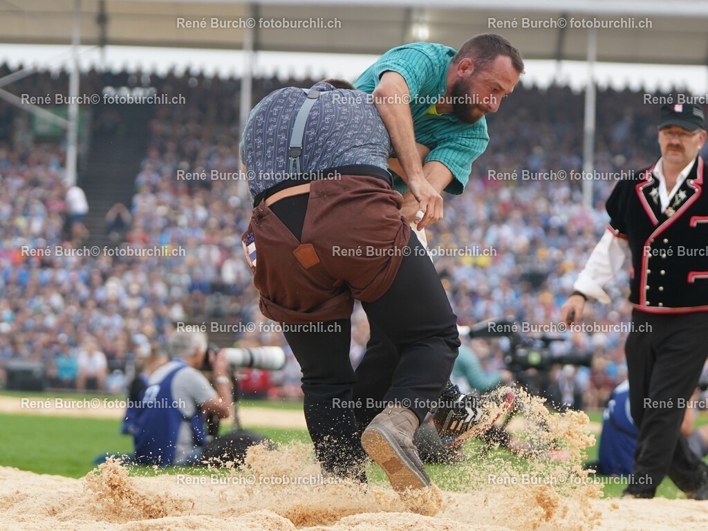 55 | René Burch leidenschaftlicher Fotograf aus Kerns in Obwalden.  Hier finden sie Sport, Landschaft und Natur Fotografie.
 - Realisiert mit Pictrs.com