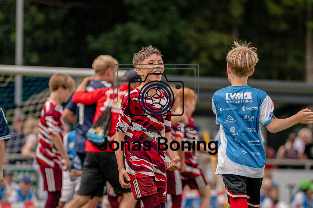 Fußball I E-Junioren I Saison 2025-2026 I OM-Cup Lüsche I Sonntag  I 25028 | jns.sportfotos - Realisiert mit Pictrs.com