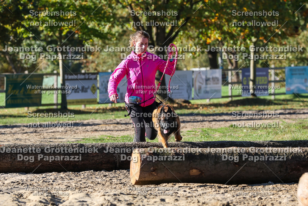 Dog Paparazzi - Strongdog 10-25-1984 | Dog Paparazzi Jeanette Grottendiek Fotografie & Videografie - Realisiert mit Pictrs.com