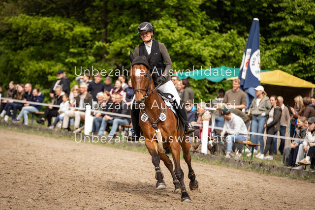 Bad_Meinberg_00778 | saradresslerfotografie - Realisiert mit Pictrs.com