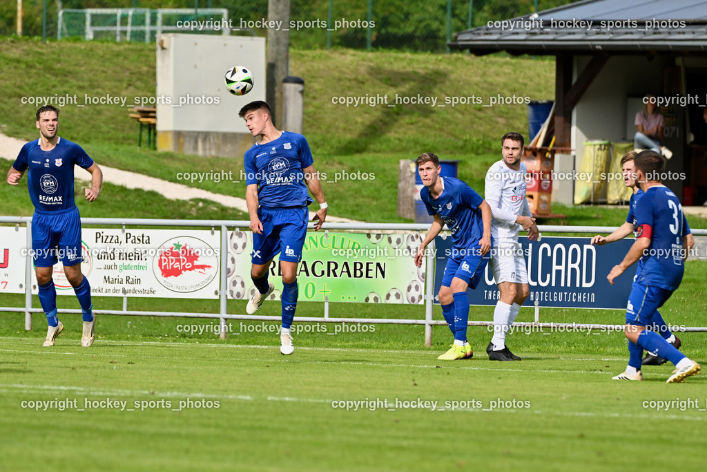 ASKÖ Köttmannsdorf vs. Union Matrei | #31 Jonathan Panzl UNION Matrei, #17 Stephan Borovnik ASKÖ Köttmannsdorf, #27 Hannes Wibmer UNION Matrei, #30 Manuel Hanser UNION Matrei, #8 Benjamin Cosic UNION Matrei, ASKÖ Köttmannsdorf vs. Union Matrei, ASKÖ Köttmannsdorf vs. Union Matrei am 13.09.2025 in Köttmannsdorf (Sportplatz Köttmannsdorf), Austria, (Photo by Bernd Stefan)