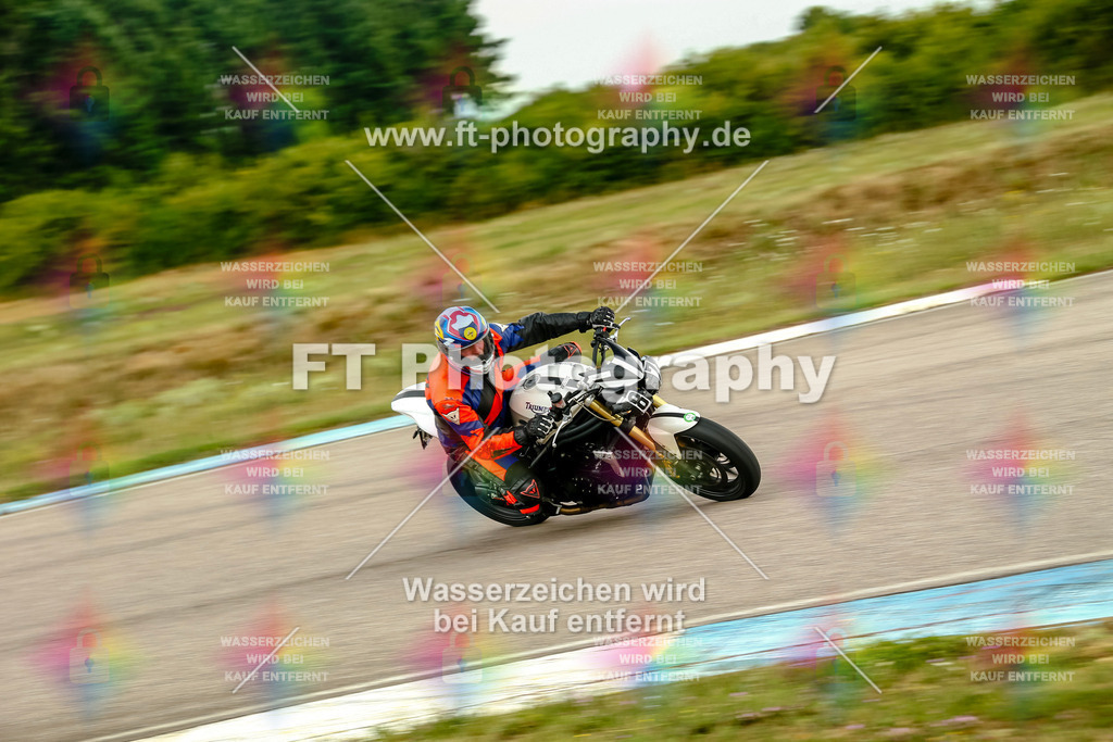 Chambley Juli-1210 | Hier findet Ihr Bilder von Touristenfahrten auf der Nürburgring Nordschleife oder von anderen Veranstaltungen die ich besucht habe. Viel Spass beim Durch Schauen 