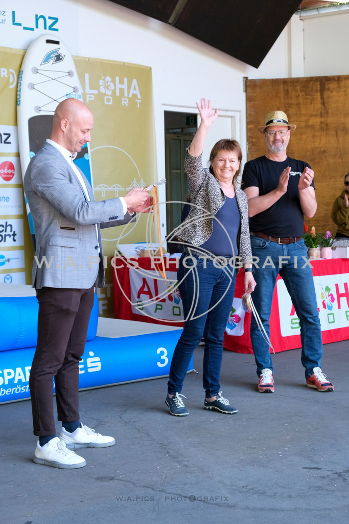 ..... | LINZ,AUSTRIA,27.April 24, Int. 3 Brückenlauf Linz  , Image shows: Photo: WAPICS / Michael ring