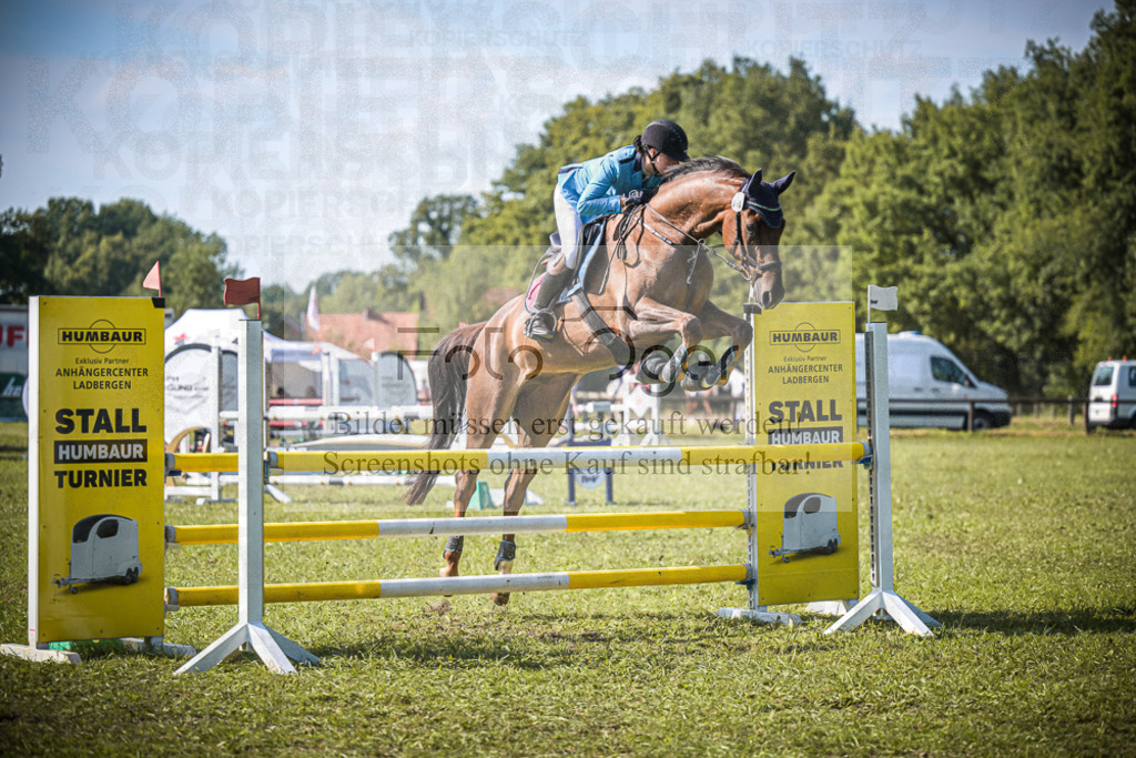 DOS_0332 | Entdecke hochwertige Reitturnierfotos von Foto Oger. Professionell, emotional und authentisch – jetzt Lieblingsmomente im Shop bestellen.Deutschlandweite Turnierfotografie. - Realisiert mit Pictrs.com