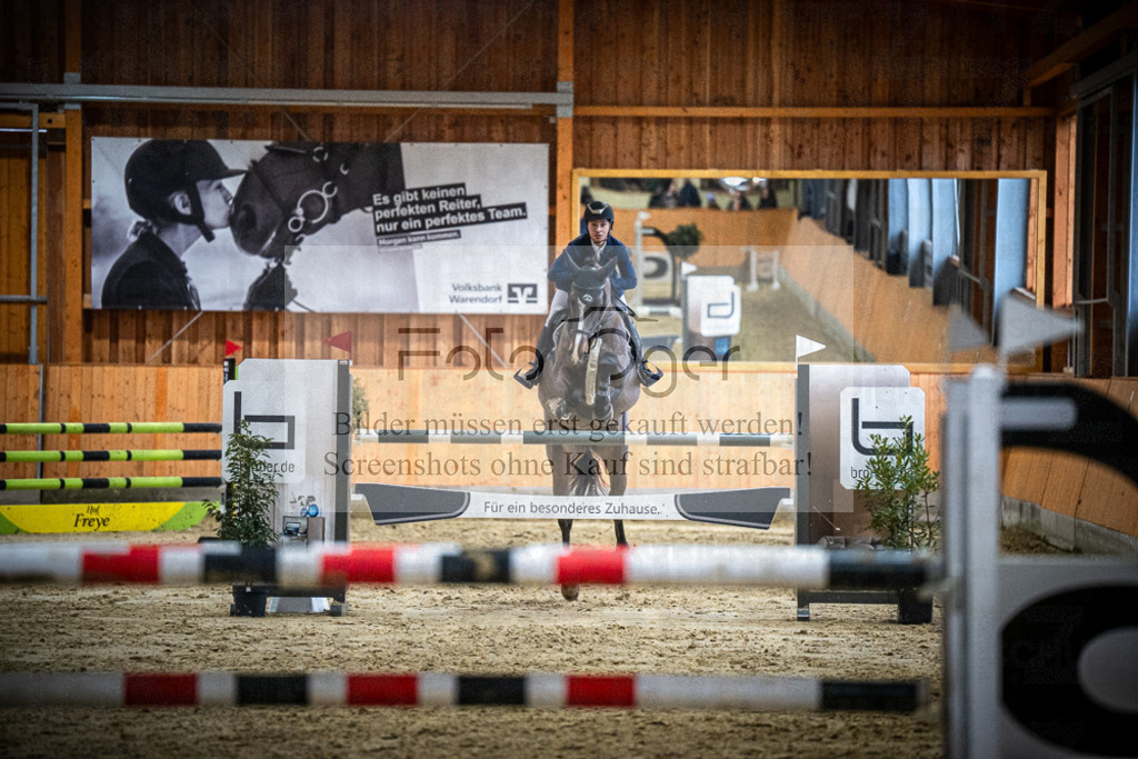 DOS_1087 | Entdecke hochwertige Reitturnierfotos von Foto Oger. Professionell, emotional und authentisch – jetzt Lieblingsmomente im Shop bestellen.Deutschlandweite Turnierfotografie. - Realisiert mit Pictrs.com