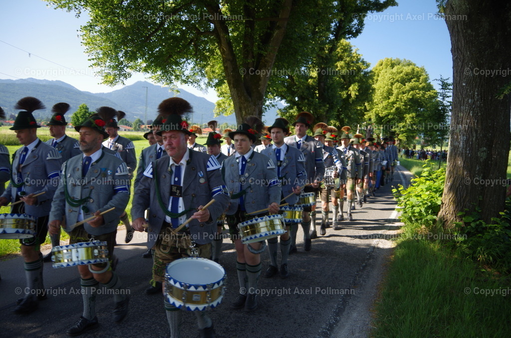 IMGP4800 | fotografiert von Axel PollmannLeonhardi Wallfahrt Benediktbeuern und Murnau, Fronleichnam, Fasching, Landschaft im Loisachtal und Benediktbeuern  - Realisiert mit Pictrs.com