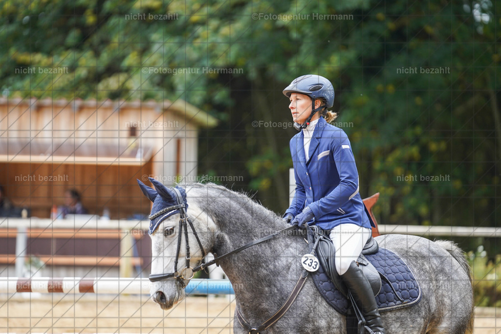20221009-FAH08854 | Diessen am Ammersee, 2022, Dressur- und Springturnier, Reitsportbilder, Turnierfotografen Bayern, Pferdefotografen, Fotoagentur Herrmann, Turnierbilder