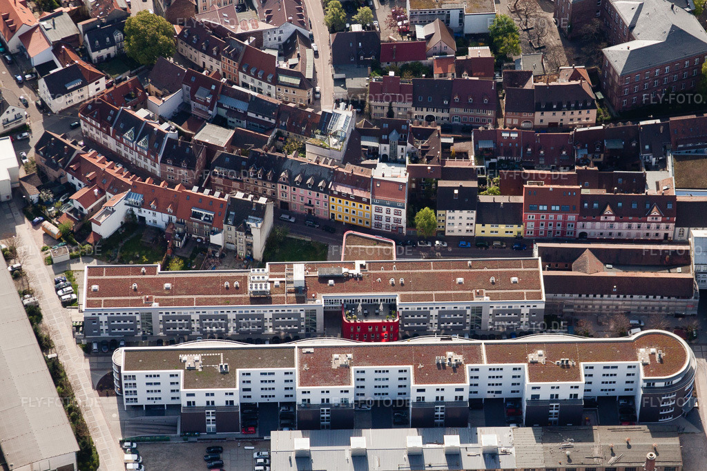 Luftbild: Entwicklungsgebiet des Industriekonversionsgebiet zur Gießerei im Ortsteil Durlach in Karlsruhe im Bundesland Baden-Württemberg in Deutschland. Foto: IMG_26059.jpg vom 23.04.2010 durch Werner Riehm/FLY-FOTO.de