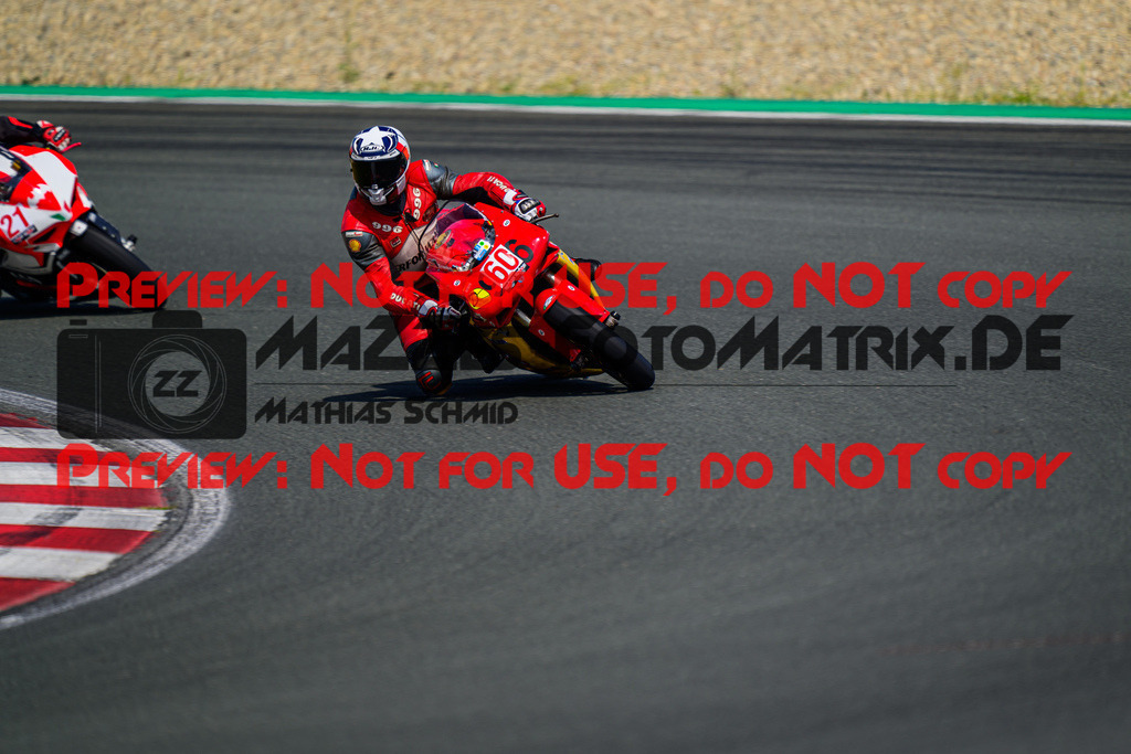 MaZZes_FotoMatrix_240725_6007705_5147 | ROT