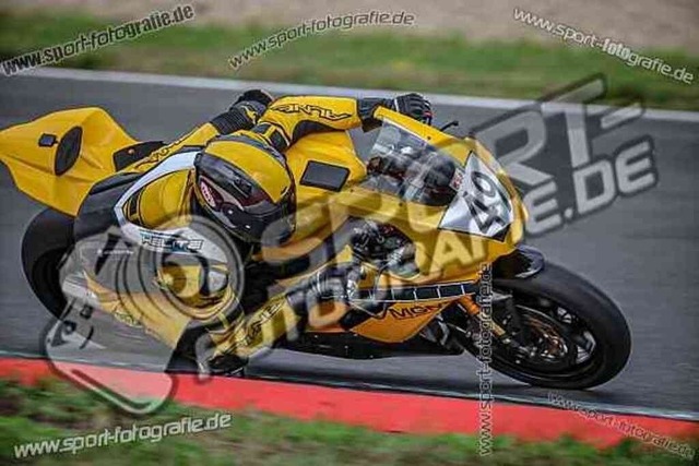 pubi7063 | Professionelle Fotos von Sportveranstaltungen, aber auch Hochzeiten und anderen Events. - Realisiert mit Pictrs.com