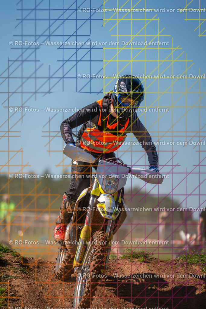 Wolfshausen 1 Lauf -249 | Sportfotografie von RO-Fotos: Motorsport, Motocross, Enduro, Laufveranstaltungen und Triathlon. Professionelle Fotos von Sportlern und Events. - Realisiert mit Pictrs.com