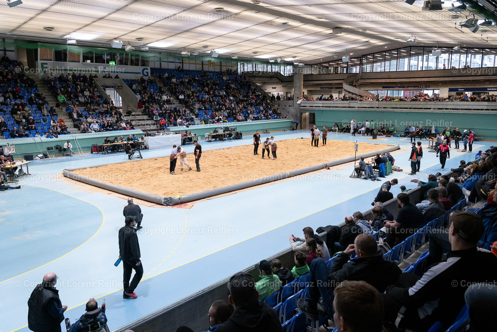 Schwingen -  Berchtold-Schwinget 2024 | Zürich Saalsporthalle, 2.1.24, Schwingen - Berchtold-Schwinget.