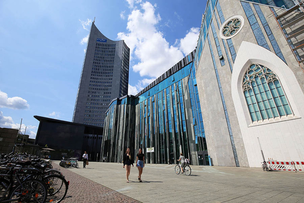 Foto: Leipzig - Universität Leipzig | Das Team hinter BILDLEXIKON LEIPZIG bündelt historische wie aktuelle Informationen über die Stadt Leipzig in Text und Bild auf einer Plattform und stellt diese der interessierten Öffentlichkeit zur Verfügung.