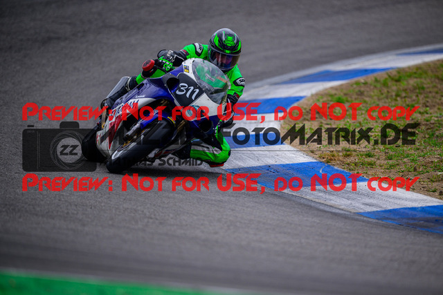 MaZZes_Fotomatrix_20250421_6007705_5598 | GELB