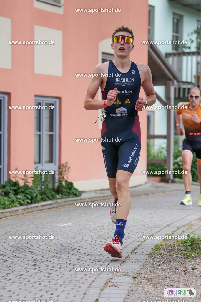 KSZ_6170 | Stadttriathlon Erding 2025. #yourpictrs #sportshot_your_pictrs @Sportshotphotography #stadttriathlonerding Copyright: www.sportshot.de