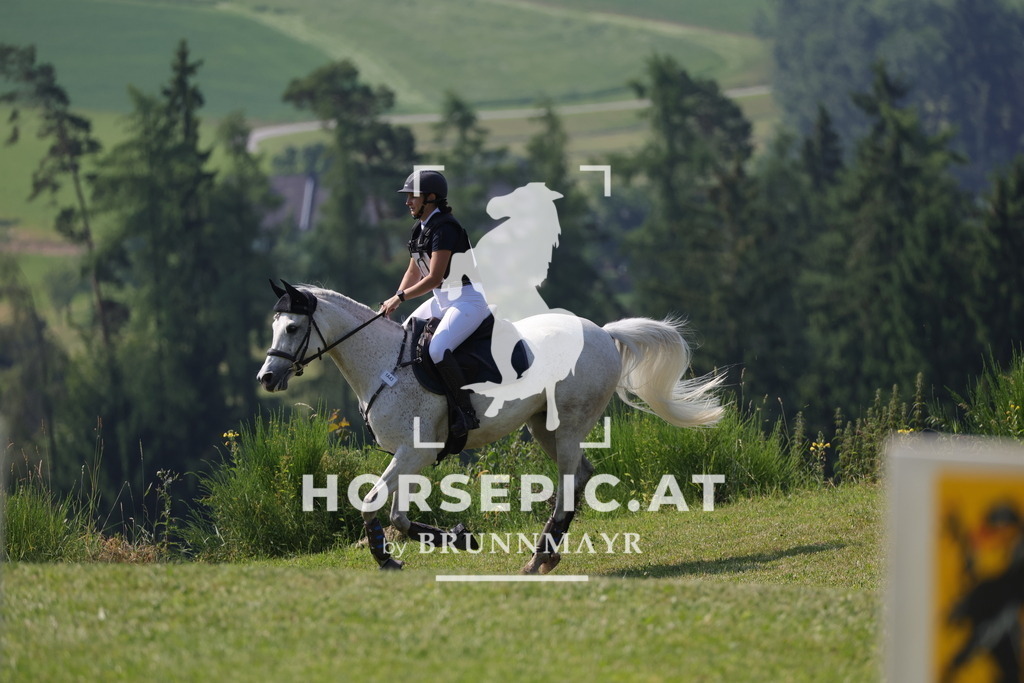 0P6A7622 | Willkommen bei Brunnmayr - Design & Fotografie – Ihrem Spezialisten für Reitturniere und Pferdeveranstaltungen in Oberösterreich, Salzburg und Bayern! Seit über 17 Jahren sind wir leidenschaftlich dabei.