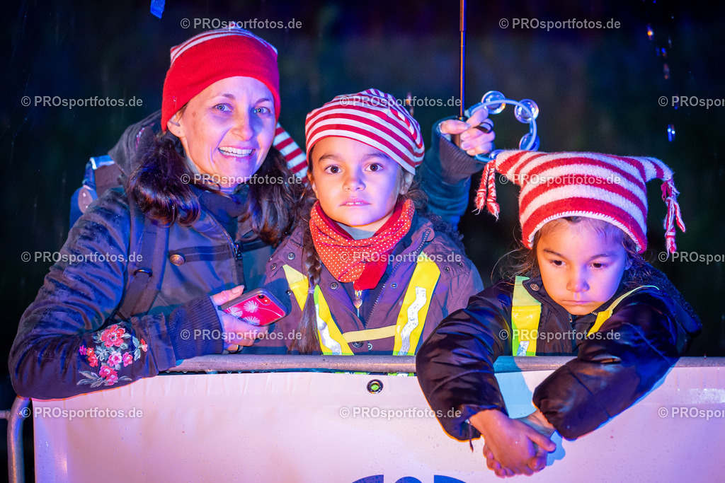Martinslauf Sindorf 2023 in Kerpen-Sindorf, 09.11.2023 | Impressionen vom Martinslauf Sindorf 2023 am 09.11.2023 in Kerpen-Sindorf (Nordrhein-Westfalen).