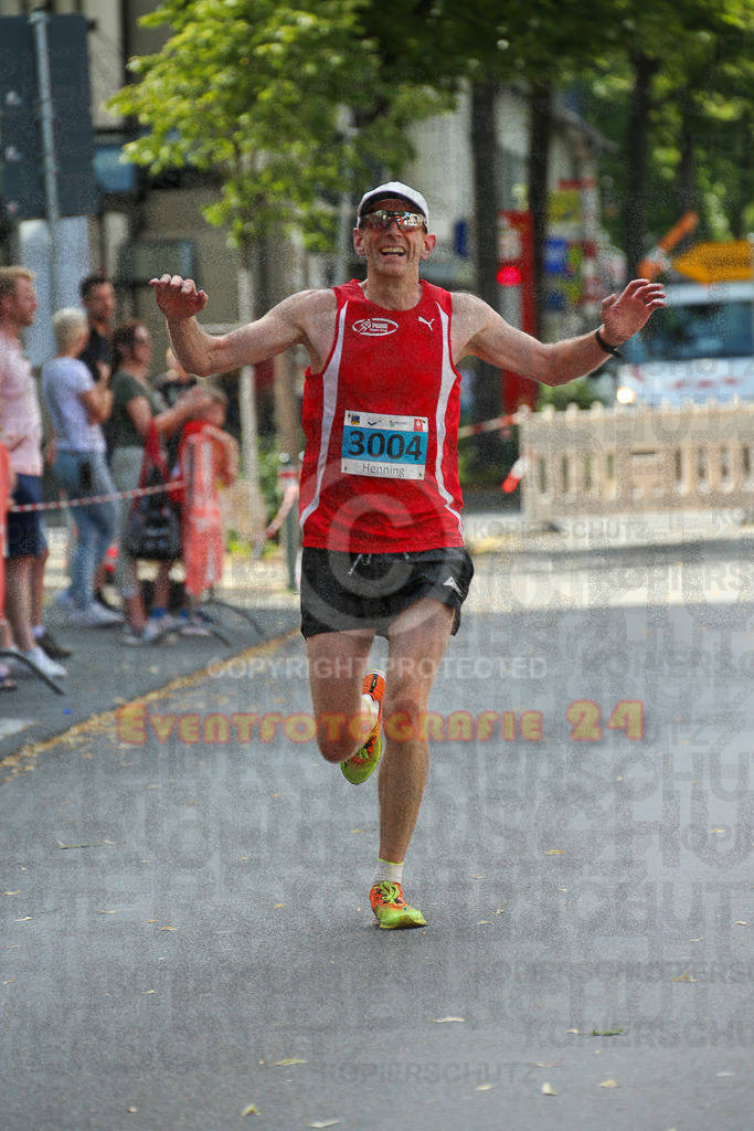 220625_1636_EX1_4738 | Sportfotografie im Rhein-Sieg Kreis, Köln, Bonn, NRW, Rheinland Pfalz, Hessen, etc. Unser Tätigkeitsfeld umfasst den Laufsport vom Volkslauf über den Marathon, Duathlon, Triathon bis zum Ultralauf wie Kölnpfad Ultra oder Schindertrail.