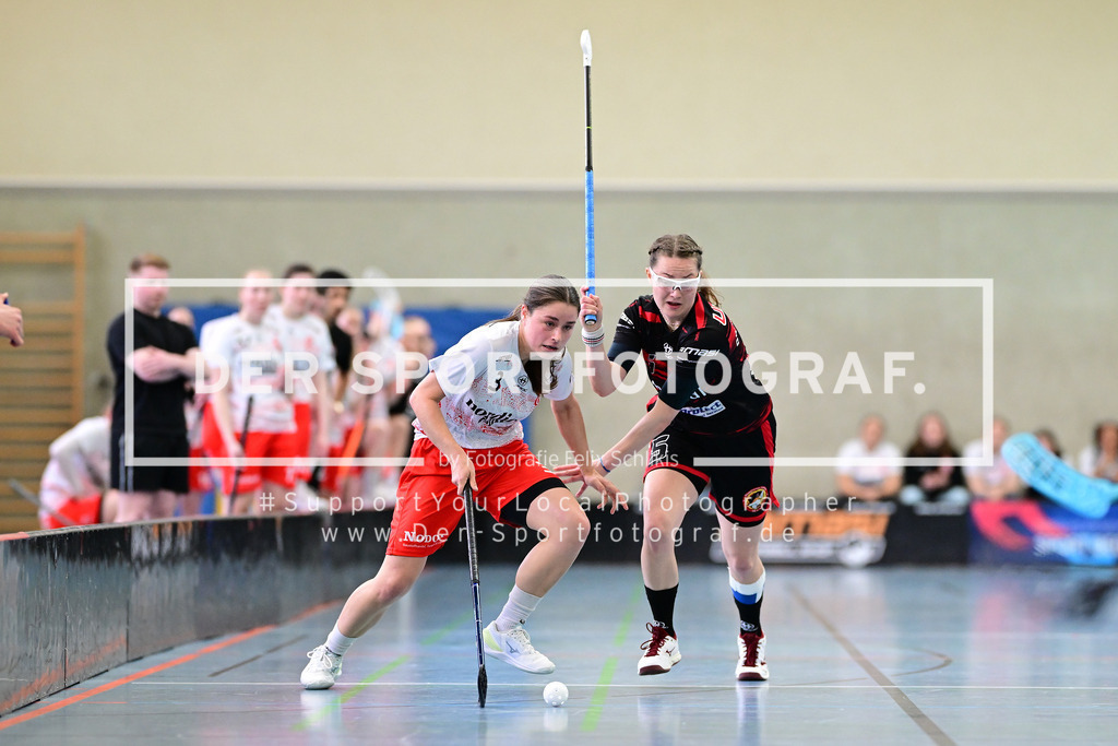 Floorball I Frauen I Saison 2023-2024 I 1. Frauen Floorball-Bundesliga I Playoffs 3. Spieltag I ETV Lady Piranhhas Hamburg - Dümptener Füchse I 48376 | Der Sportfotograf. - Realized with Pictrs.com