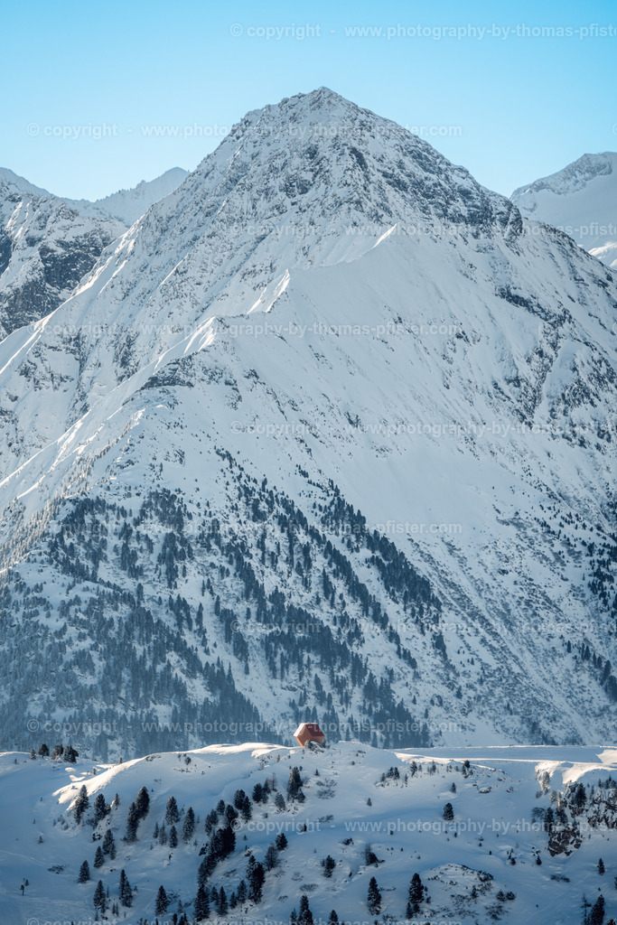 Penken Skigebiet Mayrhofen copyright  Thomas Pfister-2 | PHOTOGRAPHY BY THOMAS PFISTER