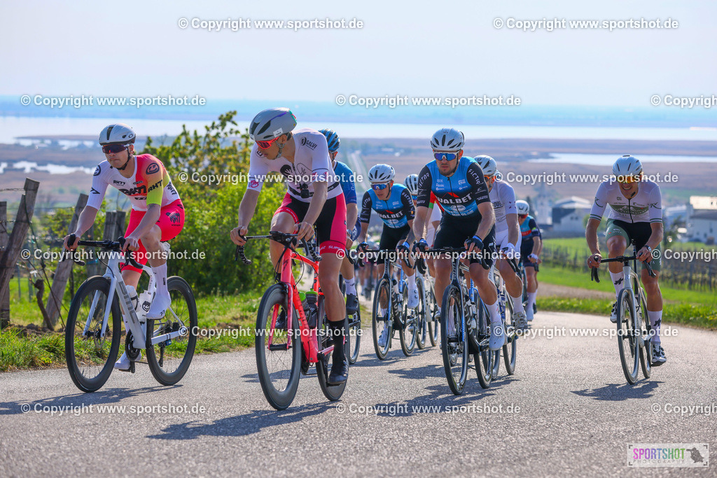 TRA_55190 (21) | Neusiedlersee Radmarathon 2026@sportshot_your_pictrs #yourpictures#roadtowm2029 #nrm #neusiedlerseeradmarathon #neusiedlersee #neusiedlerseetourismus #burgenland #mörbisch #nrm26 #burgenlandtourismus #voglundco #poweredbyburgenlandtourismus #radsport #rad #marathon #ucigranfondo #visitburgenland #ucigranfondoworldseries