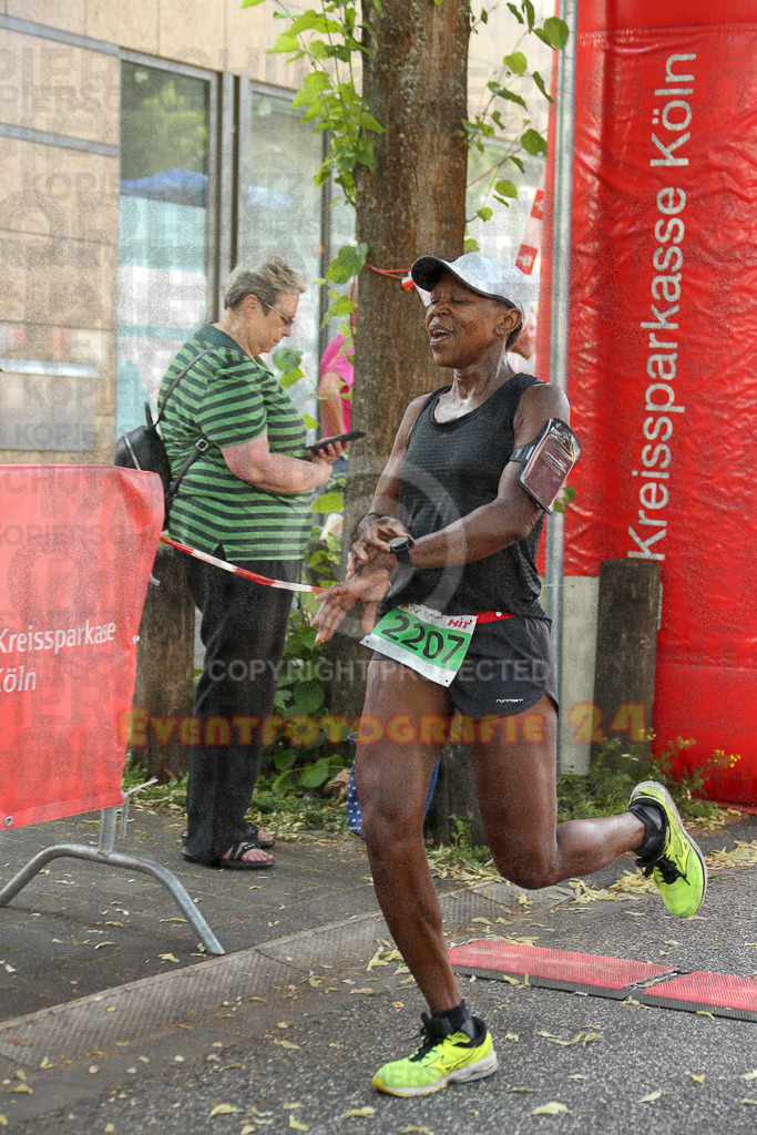 220625_1652_EX1_5247 | Sportfotografie im Rhein-Sieg Kreis, Köln, Bonn, NRW, Rheinland Pfalz, Hessen, etc. Unser Tätigkeitsfeld umfasst den Laufsport vom Volkslauf über den Marathon, Duathlon, Triathon bis zum Ultralauf wie Kölnpfad Ultra oder Schindertrail.