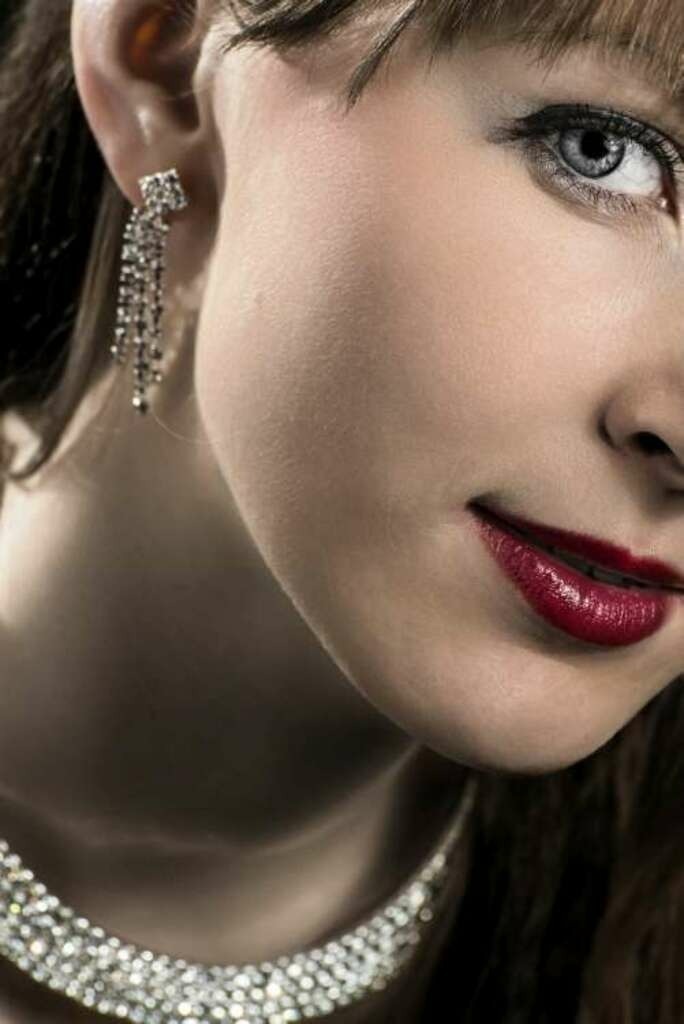 Portrait0340 | DieAugenweide Galerie, Bilder von Fotograf Ralf-Udo Thiele. Auswählen und bestellen auf verschiedenen Materialien und Größen. - Realisiert mit Pictrs.com