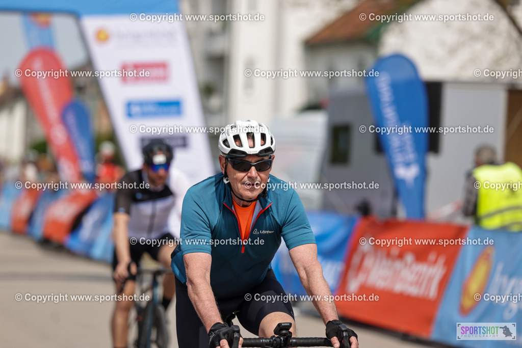 VJ__9395 | Neusiedlersee Radmarathon 2026@sportshot_your_pictrs #yourpictures#roadtowm2029 #nrm #neusiedlerseeradmarathon #neusiedlersee #neusiedlerseetourismus #burgenland #mörbisch #nrm26 #burgenlandtourismus #voglundco #poweredbyburgenlandtourismus #radsport #rad #marathon #ucigranfondo #visitburgenland #ucigranfondoworldseries