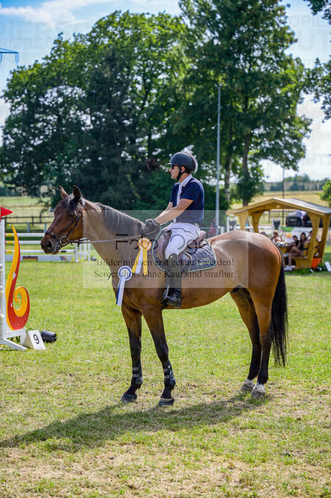 Reitturnier Voxtrup | Entdecke hochwertige Reitturnierfotos von Foto Oger. Professionell, emotional und authentisch – jetzt Lieblingsmomente im Shop bestellen.Deutschlandweite Turnierfotografie. - Realisiert mit Pictrs.com