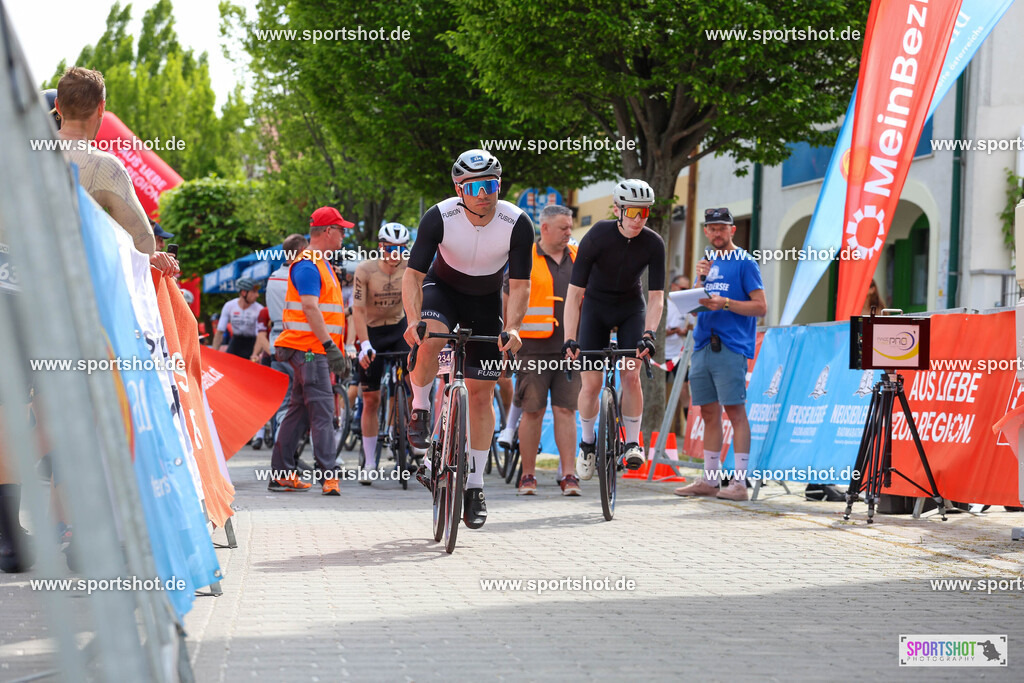 IMG_4009 | Neusiedler See Radmarathon 2025 #neusiedlerseeradmarathon #yourpictrs #sportshot_your_pictrs @Sportshotphotography Copyright:www.sportshot.de