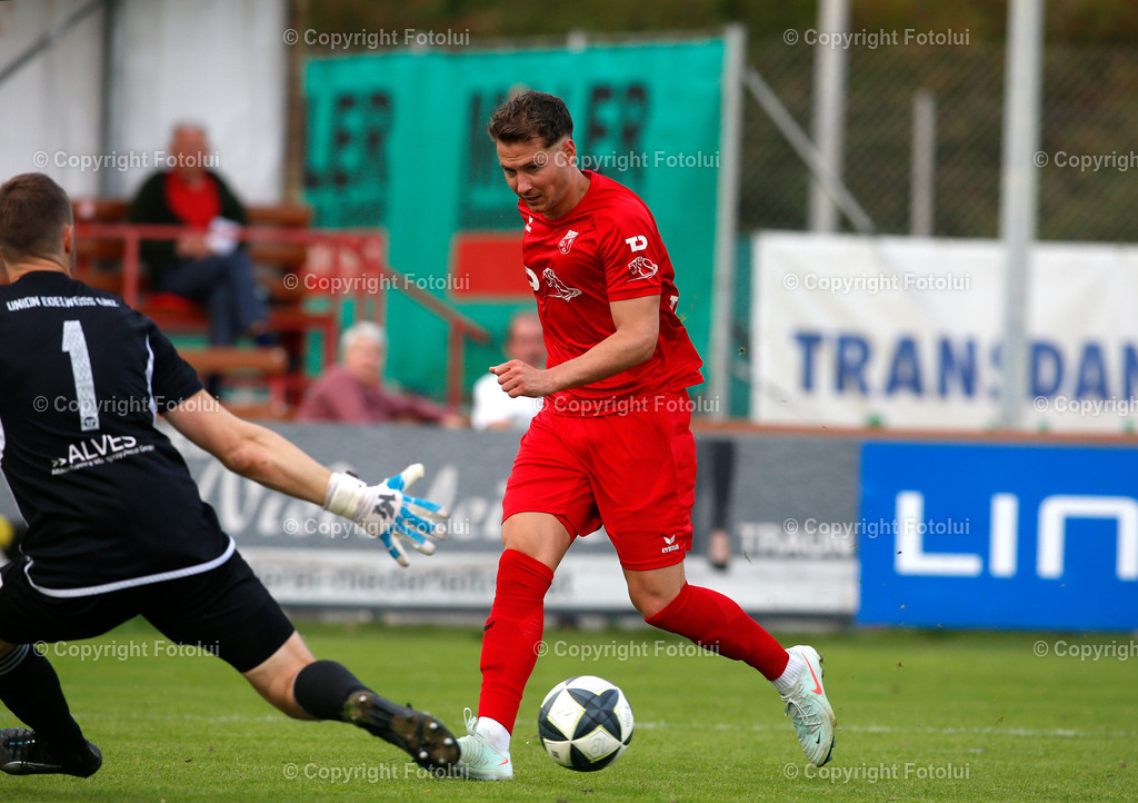A_LUI_13092025_20 | SPORT FUSSBALL LT1 OOE LIGA ASKOE OEDT 1B-UNION EDELWEIß LINZ 13.09.2025 IM BILD: MARCO  WEBER (OEDT1B) UND DOMINIK LEONHARTSBERGER  (EDLWEIßLINZ) FOTO:FOTOLUI