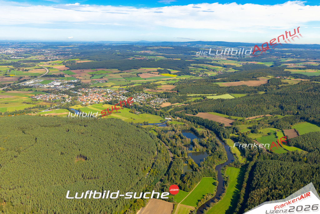Das Luftbild zeigt :  Luhe-Wildenau - Die Luftaufnahme wurde 2024 vom UL-Flugzeug aus erstellt ( keine Drohne ) - Hochauflösende Luftaufnahme - Für grossformatige Ausdrucke geeignet. Die Geschenkidee !Mit Lizenz und Bildrechte bestellbar