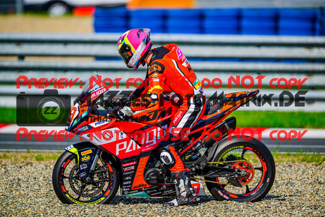 MaZZes_FotoMatrix_240601_6007705_1626 | SSP300