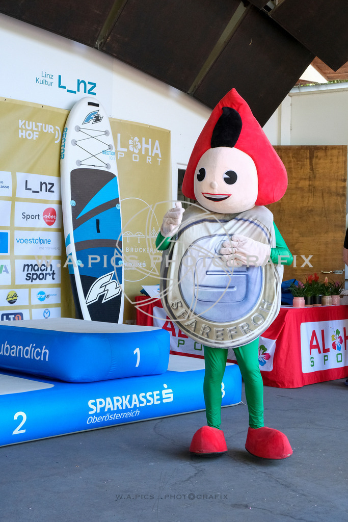 ..... | LINZ,AUSTRIA,27.April 24, Int. 3 Brückenlauf Linz  , Image shows: Photo: WAPICS / Michael ring