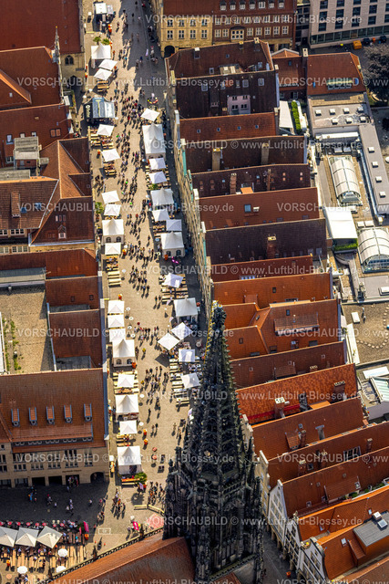 Muenster230880138 | Luftbild, Altstadt Stadtfest "Münster mittendrin" am Prinzipalmarkt an der kath. Kirche St. Lamberti, Josef, Münster, Münsterland, Nordrhein-Westfalen, Deutschland