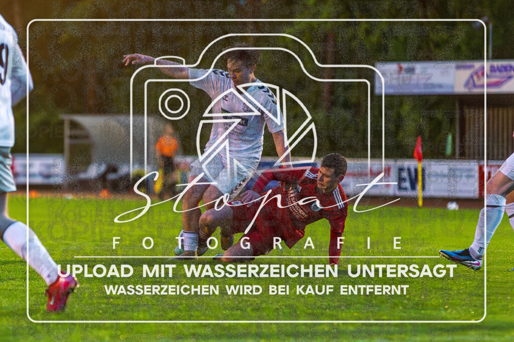 Bezirksliga Herren LG - TV Jahn Schneverdingen II vs. Buchholzer FC | Matthias Munoz Reising (Buchholzer FC #15), Marvin Michel Heering (TV Jahn Schneverdingen II #9); Bezirksliga Herren LG - TV Jahn Schneverdingen II vs. Buchholzer FC am 15.05.26 in Osterwald-Stadion, Schneverdingen - Realisiert mit Pictrs.com