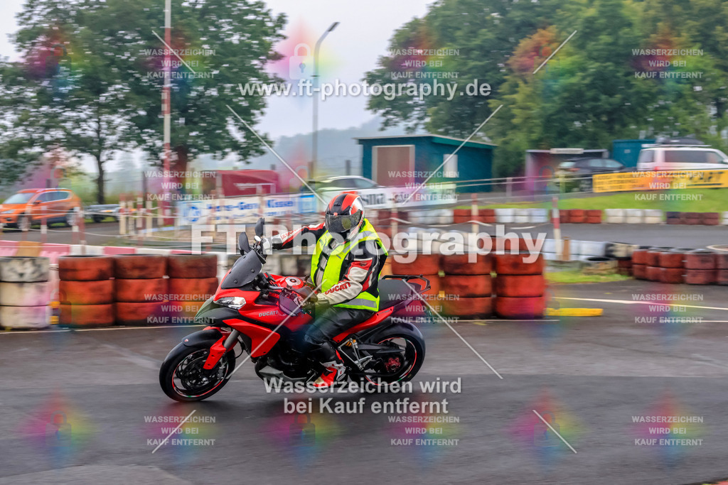_TCM2845 | Hier findet Ihr Bilder von Touristenfahrten auf der Nürburgring Nordschleife oder von anderen Veranstaltungen die ich besucht habe. Viel Spass beim Durch Schauen 