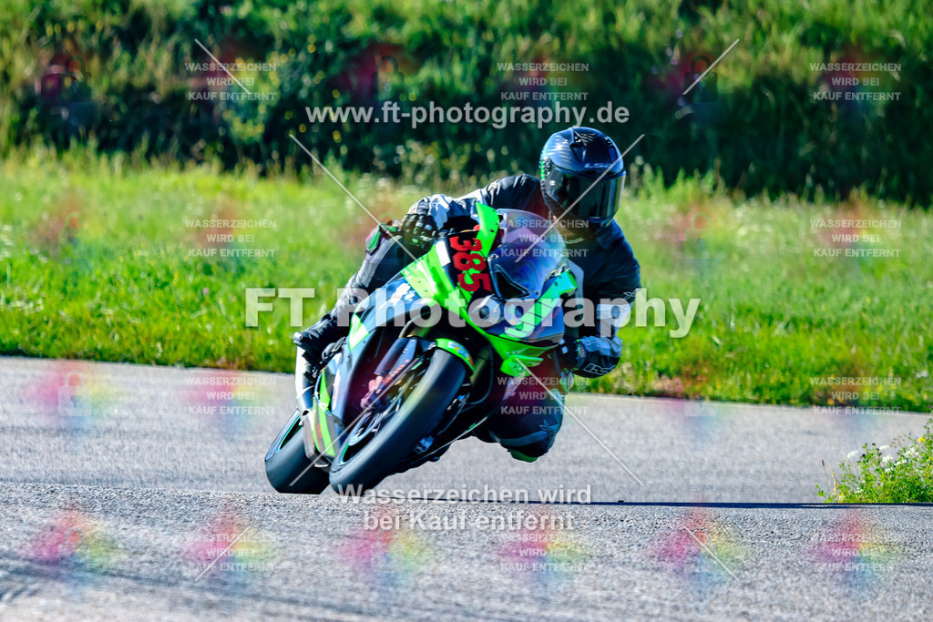 _TOU1933 | Hier findet Ihr Bilder von Touristenfahrten auf der Nürburgring Nordschleife oder von anderen Veranstaltungen die ich besucht habe. Viel Spass beim Durch Schauen 