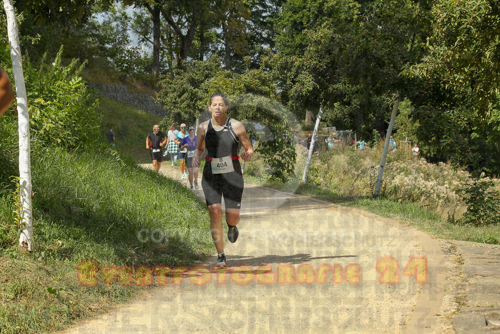 250824_1336_EX1_2974 | Sportfotografie im Rhein-Sieg Kreis, Köln, Bonn, NRW, Rheinland Pfalz, Hessen, etc. Unser Tätigkeitsfeld umfasst den Laufsport vom Volkslauf über den Marathon, Duathlon, Triathon bis zum Ultralauf wie Kölnpfad Ultra oder Schindertrail.
