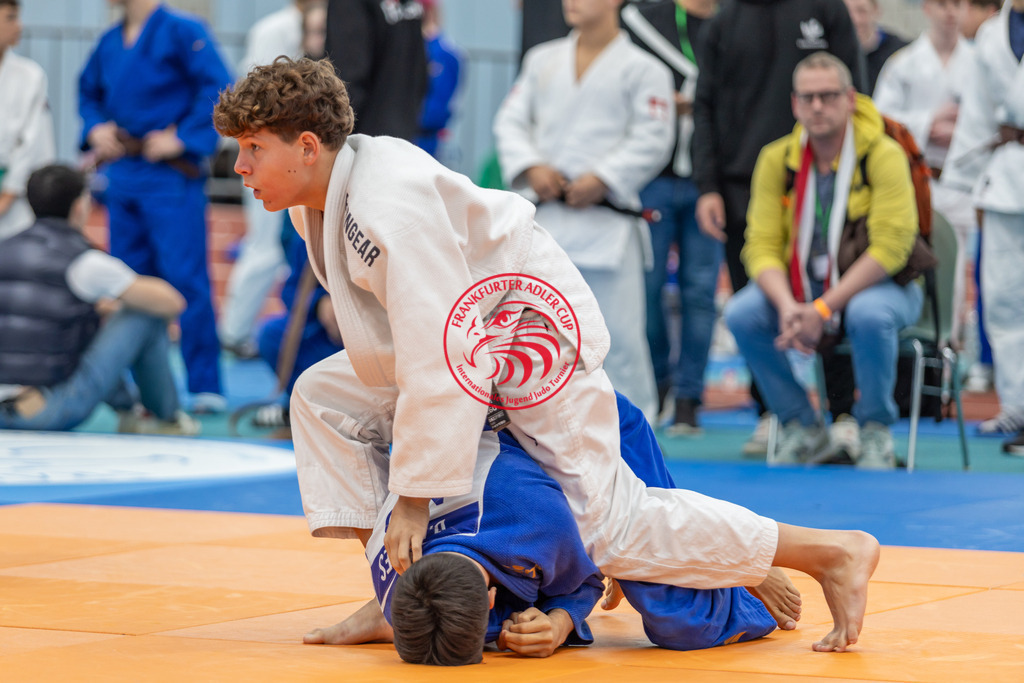 Internationaler Adler Cup 2024 | Foto vom Internationalen Adler Cup Judo Turnier im Sport- und Freizeitzentrum Kalbach im Oktober 2024 - Realisiert mit Pictrs.com