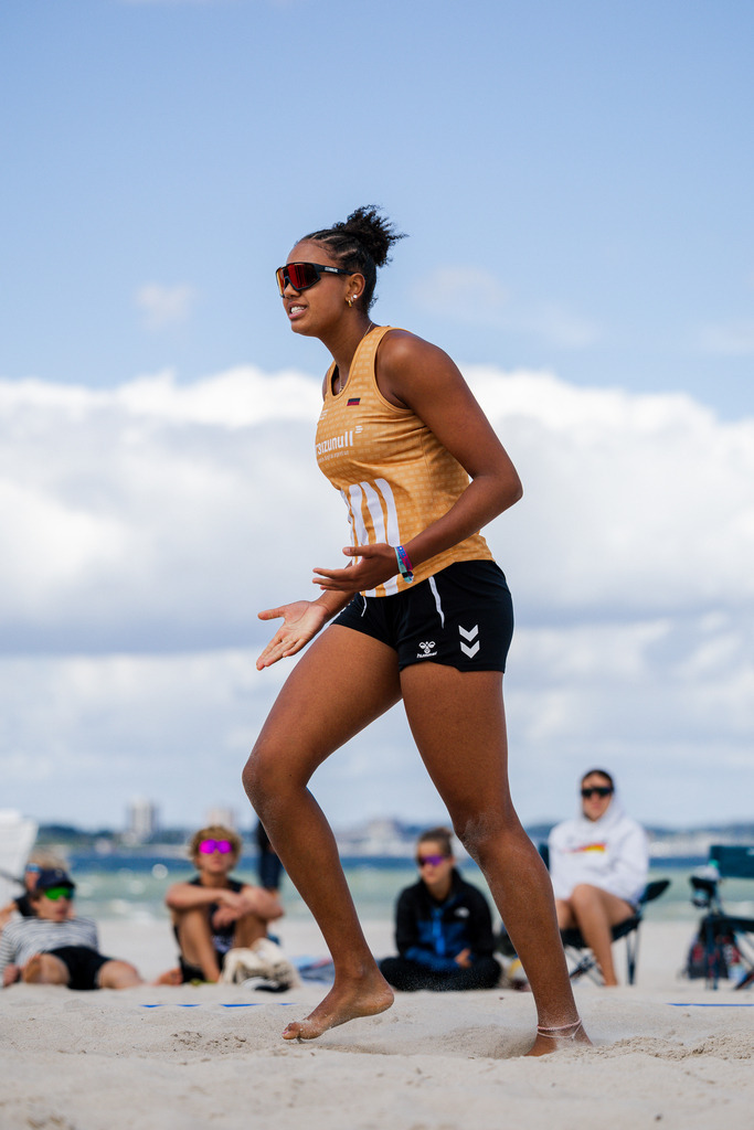 Beachvolleyball I Saison 2026 I Deutsche Meisterschaft U19 I 1. Tag | Jasper Lorenz Fotografie - Realisiert mit Pictrs.com