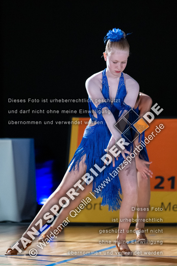 20250504-01221 | Hier finden Sie Tanz Bilder vom Latein und Standard Formationen tanzen. Sportbilder vom Tanzsport. Schöne Fotos und von Weltmeisterschaft, Europameisterschaft, Bundesliga, Regionalliga, Oberliga und Landesliga sowie von GOC Stuttgart, DanceComp, WM Bremen