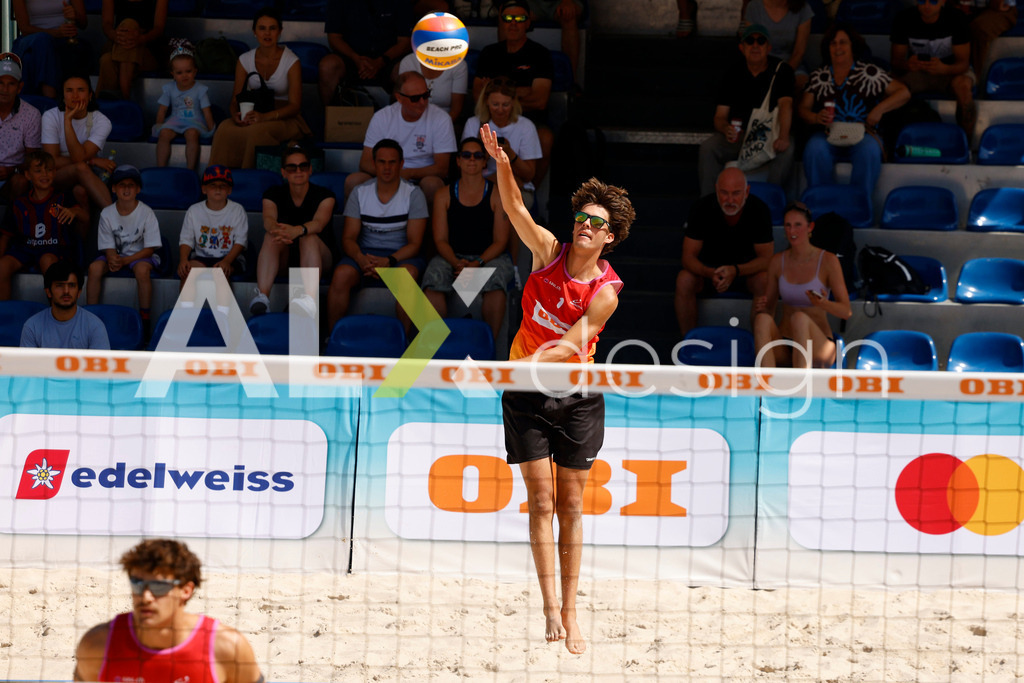 Obi BeachTour 2026 - Basel | BASEL, SWITZERLAND - JULY 18: DANIEL ALLEMANN (SUI) serve during the Obi BeachTour 2026 match between ALLEMANN / LEFFLER (SUI) and MASSEREY / SCHNEGG (SUI) at Barfüsserplatz on July 18, 2026 in Basel, Switzerland. - Realisiert mit Pictrs.com