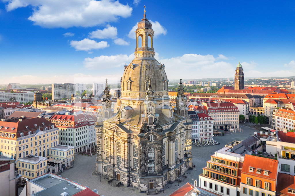 Frauenkirche-Neumarkt-Luftbild-DJI_0091 | Luftbildaufnahme von der Frauenkirche auf dem Neumarkt in der Altstadt von Dresden - Realisiert mit Pictrs.com
