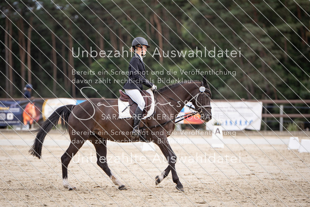 LR263_SD_00140 | saradresslerfotografie - Realisiert mit Pictrs.com