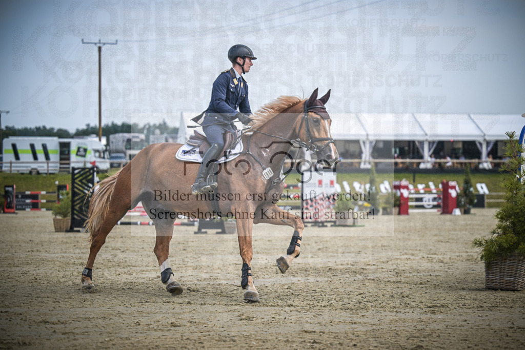 DOS_0843 | Entdecke hochwertige Reitturnierfotos von Foto Oger. Professionell, emotional und authentisch – jetzt Lieblingsmomente im Shop bestellen.Deutschlandweite Turnierfotografie. - Realisiert mit Pictrs.com