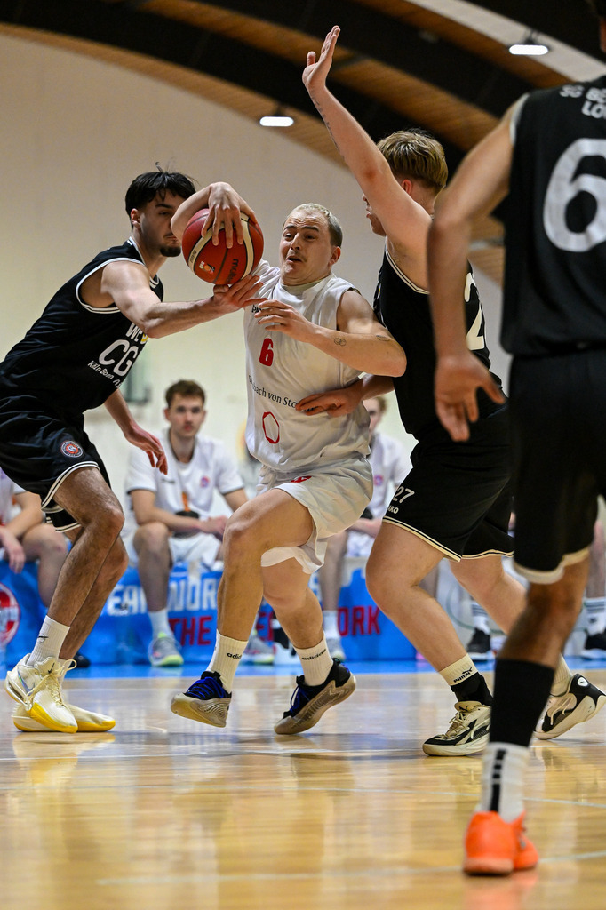 gml_011 | Fotos von Basketballspielen aus dem Raum NRW fotografiert von Gero Mueller-Laschet und Daniel Schaefer - Realisiert mit Pictrs.com